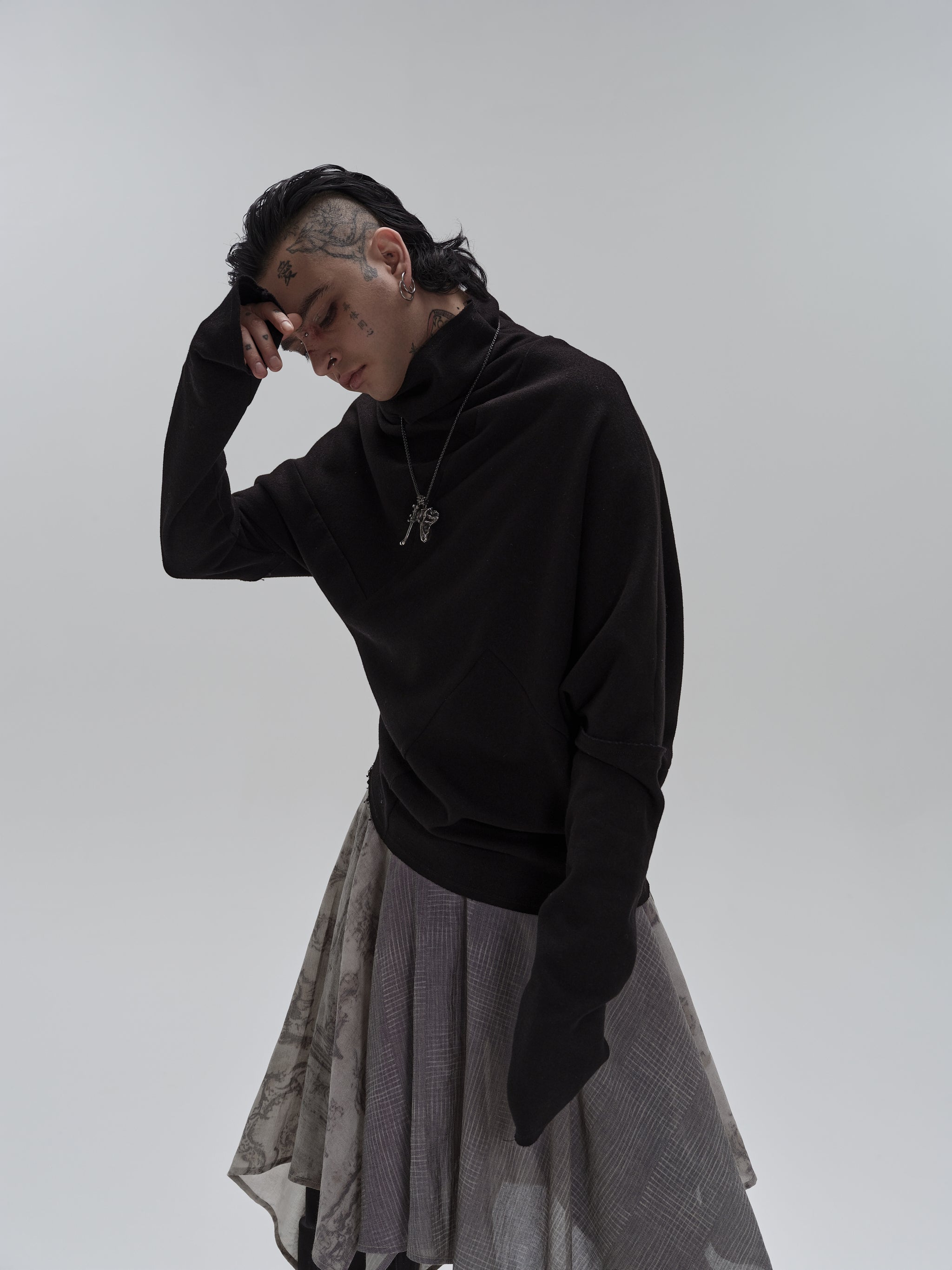 Asymmetric Long Sleeve(Black)